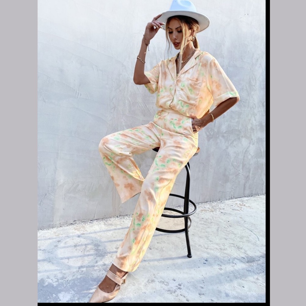 Tie dye print wide leg pant + shirt flowy silky satin effect set bloggers fav